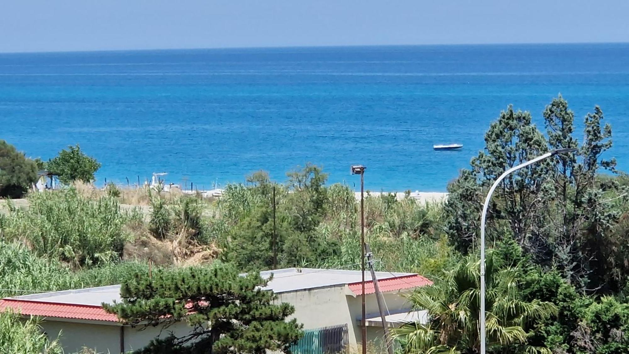 Nina'S House 4 A 300 Mt Dal Mare Apartment Santa Caterina Dello Ionio Marina Exterior foto